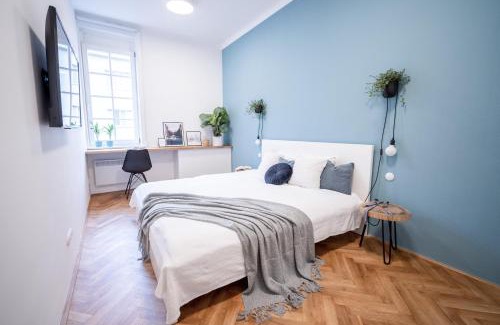 Brno-stred Apartment | Orange Glow Boutique Apartments #47 by Goodnite cz - City