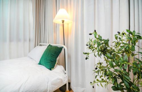 Seochon House | Orange house1