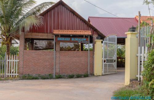 Ong Lang Cabin | Orchard Fruit Farm Bungalow