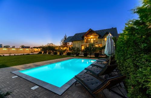 Brasov House | Orchard Villa