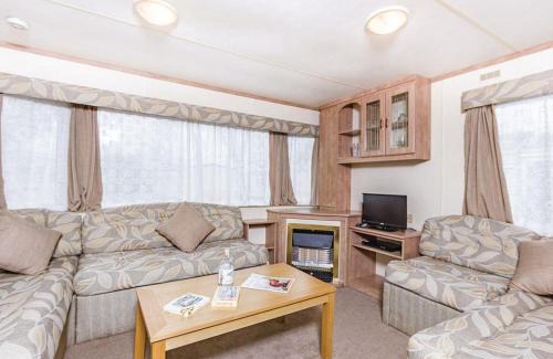 Ningwood Resort | Orchards Holiday Park