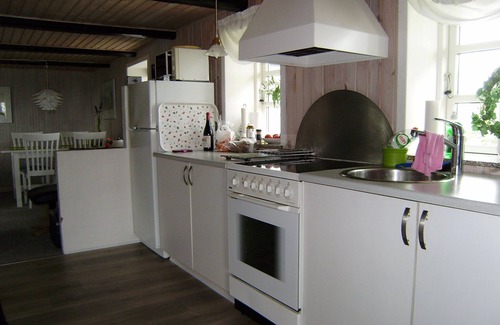 Ronbjerg House | Ørding/Øster Assels. Charming holiday house w/view over the fjord.