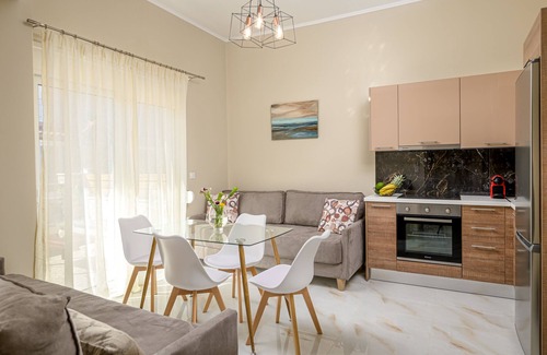 Ammoudia Apartment | Orea Homes