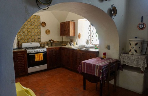 Antigua Guatemala Villa | Original Colonial Home, Absolute Center of Antigua, Large, Reasonably Priced.