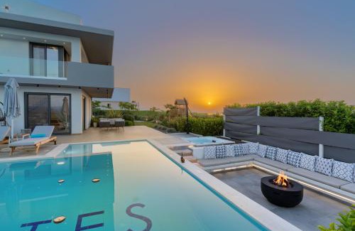 Adelianos Kampos Villa | Orizontes Deluxe Residence