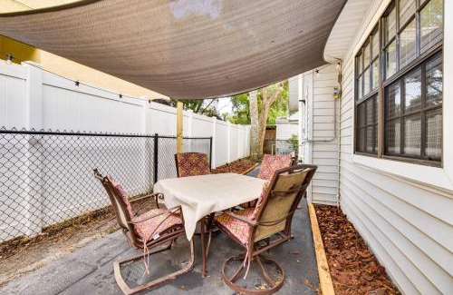 Colonialtown North House | Orlando Golden Girls Retreat Prime Location!