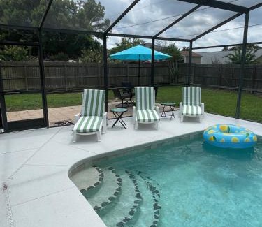 Deltona Lakes House | Orlando Theme Parks - Port & Cape Canaveral - Cocoa Beach - Daytona Beach