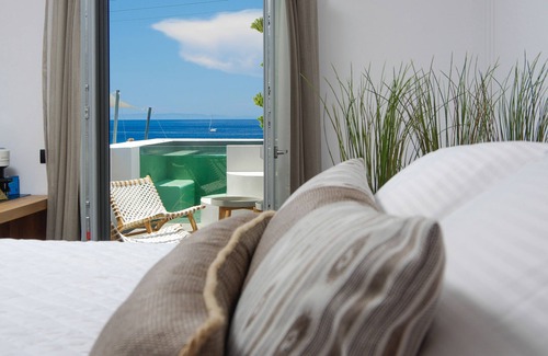 Kini House | Oro Suites