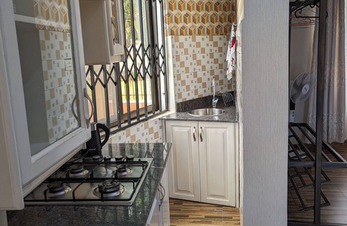 Entebbe Bed & Breakfast | Oslo Gardens