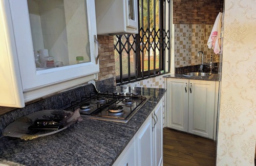 Entebbe Bed & Breakfast | Oslo Gardens