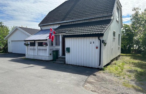 Skedsmo House | Oslo Guest House Twin & Family room