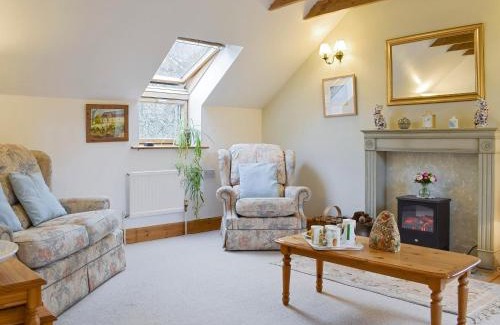 Murthly House | Osprey Cottage