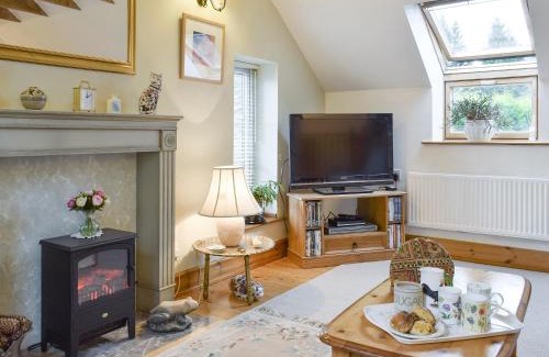 Murthly House | Osprey Cottage