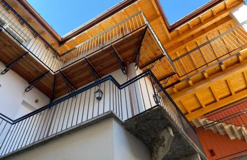 Brusimpiano Apartment | OSTERIA al CANTONACCIO APARTMENTS