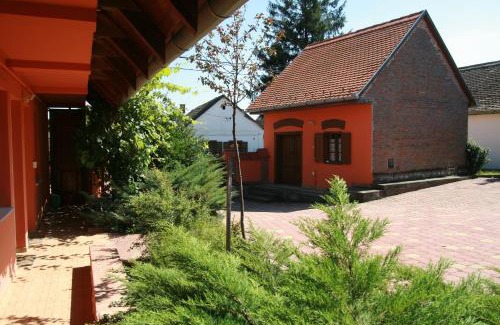 Villany House | Ottó Panzió Villány