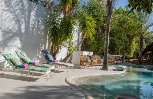 Otjiwarongo Hotel | Out of Africa Town Lodge