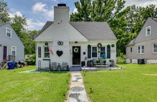 Cylburn House | Outdoor Pool and Hot Tub Retreat - 6 Mi to Dtwn!