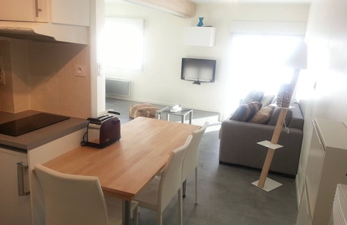 Paroisse des Monts de Bienne Apartment | OUTDOOR TERRACE APARTMENT at the foot of the ski slopes, snowshoeing, sledding