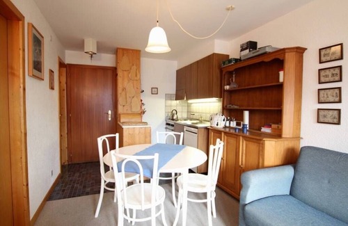 St. Luc Apartment | Outside : flat on the 2nd floor with a south-facing balcony of approx. 2 to 4 peopleInside: approx.