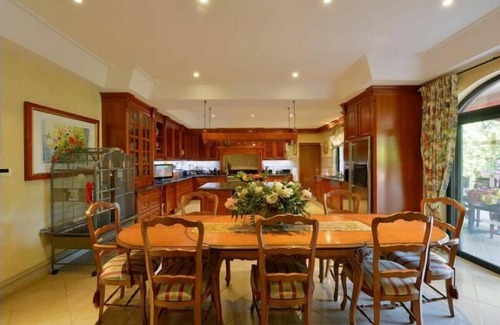 Quinta do Lago Villa | OUTSTANDING 5 BEDROOM VILLA WITH GAMES ROOM IN QUINTA DO LAGO DM12 - Almancil, Algarve