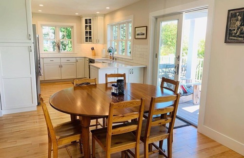 Cape Porpoise House | Overlooking Cape Porpoise Harbor, Sunlit Home