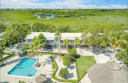Key Largo House | Overlooking Marina/Ocean view & FREE GOLF CART