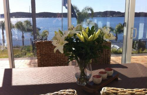 Fishing Point Bed & Breakfast | Overnight Reflections B&B