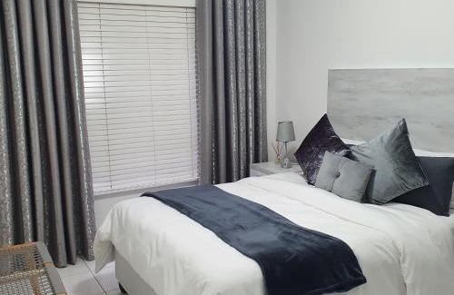 Berea Apartment | Overport Durban Halaal Accommodation 2V "No Alcohol Strictly Halaal No Parties" Entire Luxury Apartment, 2 Bedroom, 4 Sleeper, Self Catering, 300m from Musjid Al Hilaal