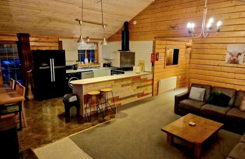 Llanbrynmair Ski Chalet | Owl Cabin