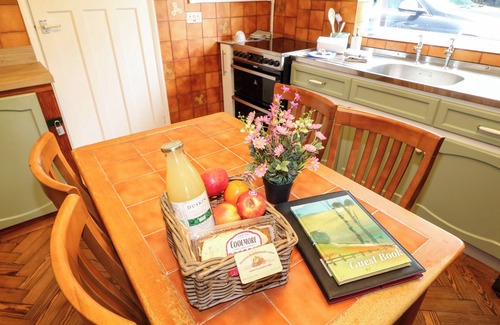 Elmton Cottage | OXCROFT VIEW, pet friendly, with open fire in Bolsover