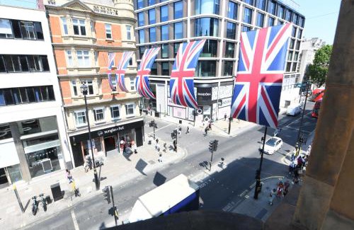 Soho Apartment | Oxford Street Luxurious 3 Bedroom Apartment