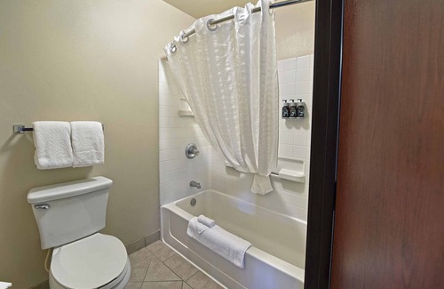 Buena Hotel | Oxford Suites Yakima