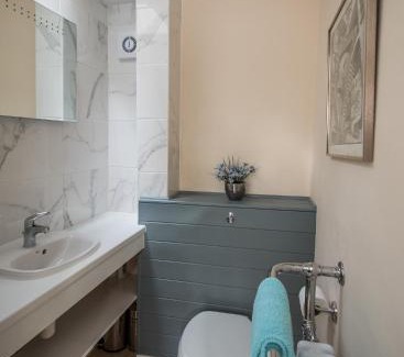 North Moreton House | Oxfordshire Country Cottage
