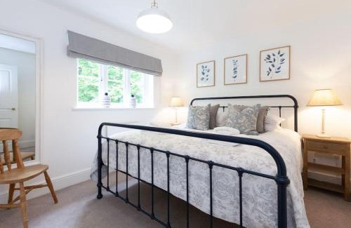 Woodstock House | Oxfordshire Living - The Henrietta Cottage - Woodstock