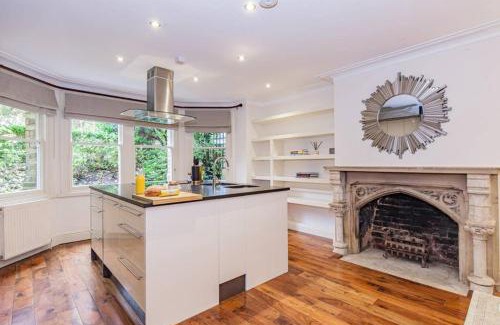 Oxford Apartment | Oxfordshire Living - The Palin Apartment - Oxford