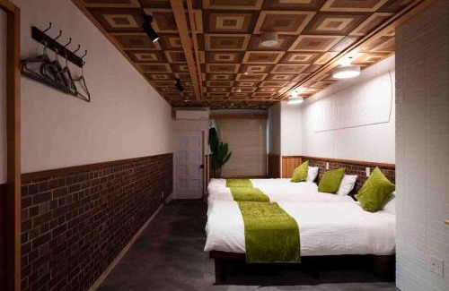 Gifu Apartment | oyadoya gifu kinryu 岐阜駅徒歩10分 デザイナーホテル 大人数貸切 最大7名 駐車場2台有り