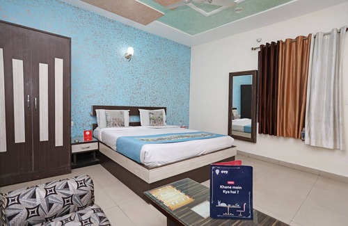 Sikandra Hotel | OYO 11005 Hotel Shanti Palace