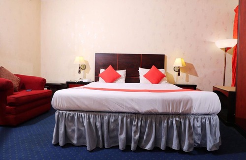 Al Hoora Hotel | OYO 112 Semiramis Hotel