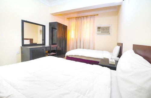 Manama Hotel | OYO 124 Al Salam Palace Hotel