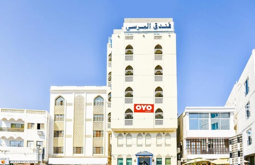 Muscat Hotel | OYO 137 Marina Hotel