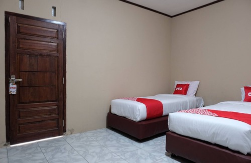 Tanjung Pandan Hotel | OYO 1851 Homestay Joss