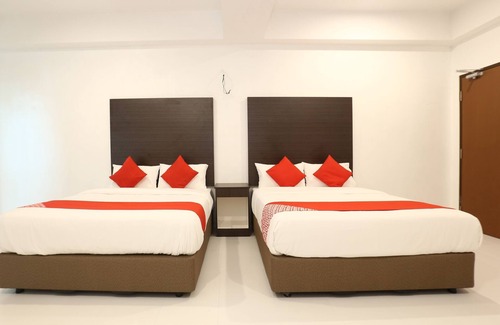 Pasir Mas Hotel | OYO 89888 Dz Residence Guest House