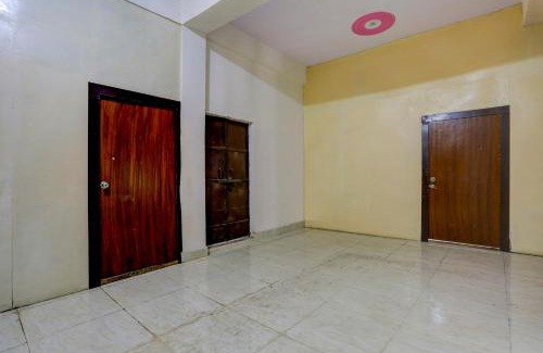 Aligarh Hotel | OYO 90856 HOTEL MANNAT