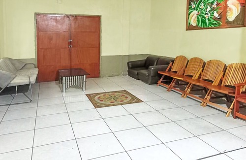 Tanjung Selor Hotel | OYO 91768 Hotel Tanjung Permai