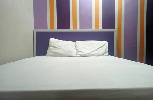 Tarakan Hotel | OYO 92126 Hotel Syariah Sumber Mulya NunukanNearAlun - Alun Kota Nunukan