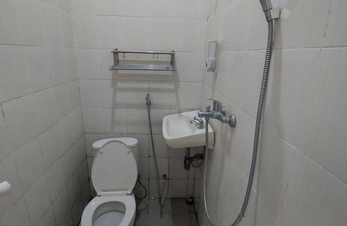 Tondano Hotel | OYO 92891 Mahendra HomestayNearTaman Wisata Bukit Rurukan