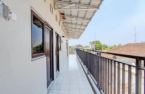 Pati Hotel | OYO 93050 Mi Casa Inn