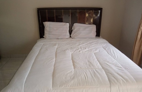 Pekanbaru Hotel | OYO 93569 Fathir Homestay SyariahNearRM Raso Situjuah