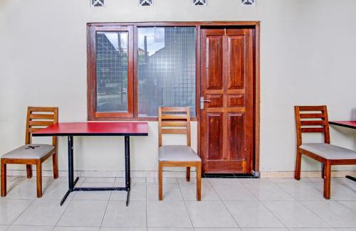 Mendut Hotel | OYO 93660 New Family Hotel Syariah