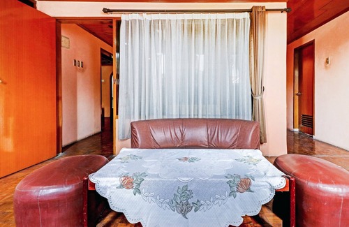 Balikpapan Hotel | OYO 94671 Classic Guesthouse